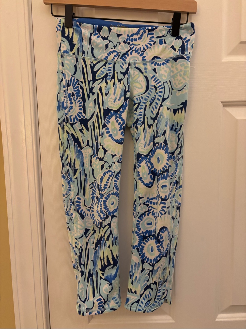Lilly Pulitzer Luxletic Blue and Yellow Botanical Leggings XS